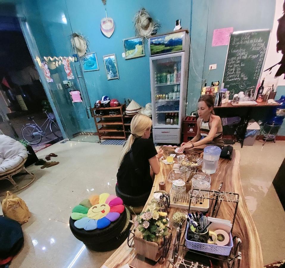 Golden Bell Backpacker Hostel Нин Бин Екстериор снимка