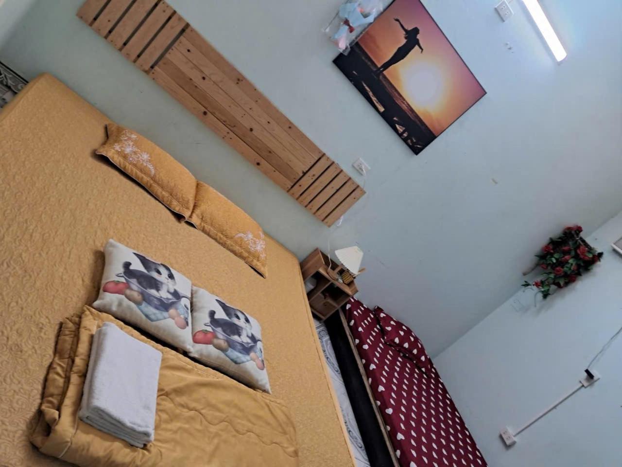 Golden Bell Backpacker Hostel Нин Бин Екстериор снимка