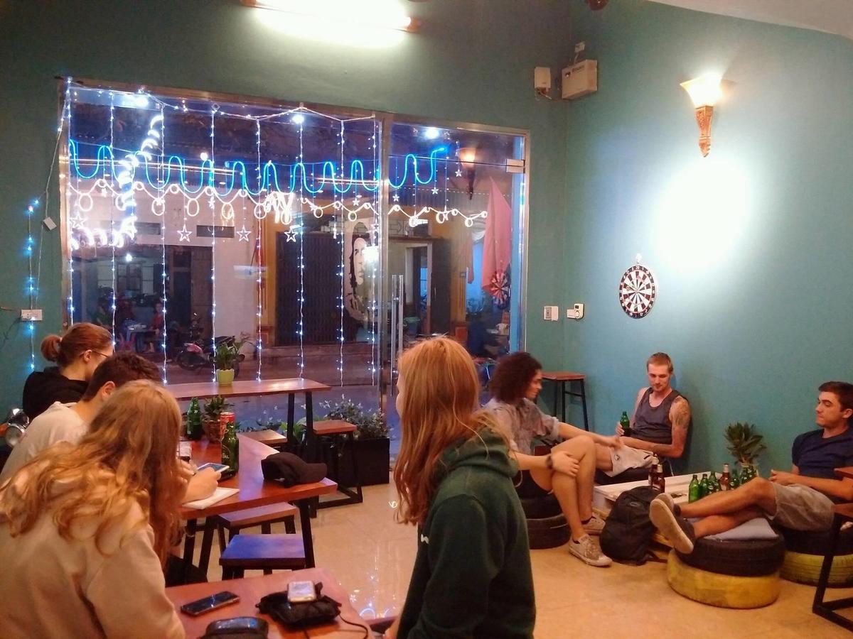 Golden Bell Backpacker Hostel Нин Бин Екстериор снимка