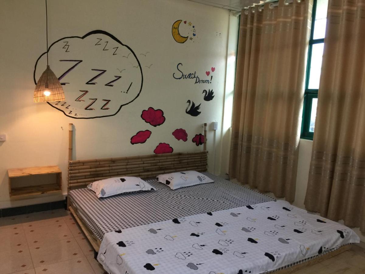 Golden Bell Backpacker Hostel Нин Бин Екстериор снимка